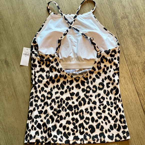 SOLD. NWT Old Navy Women’s tankini top - Picture 2 of 3